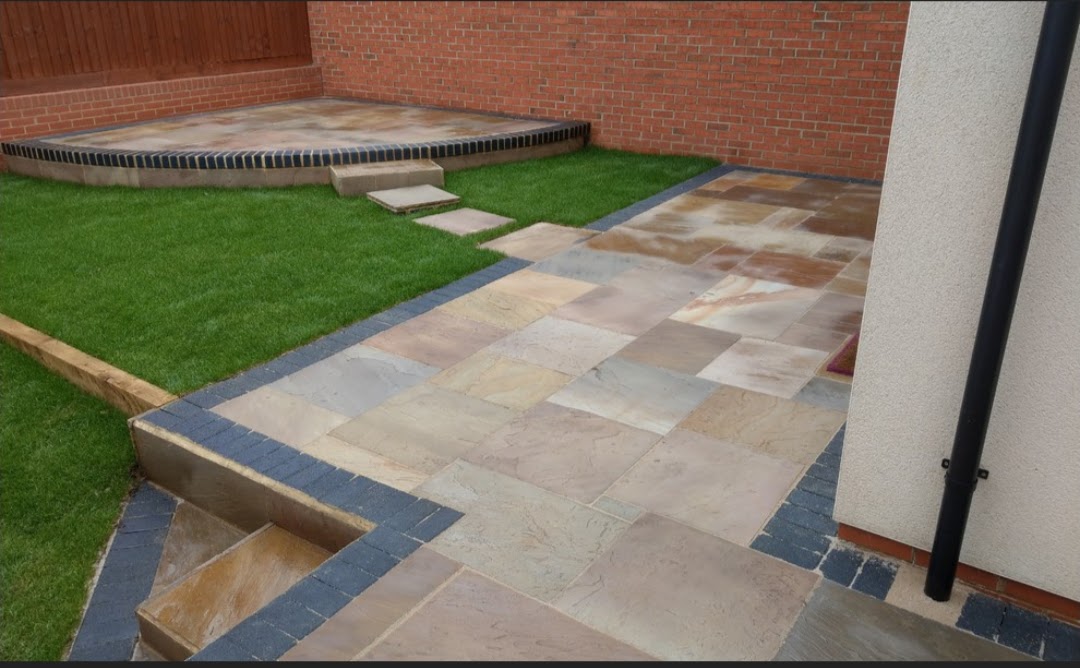 Sandstone Patio & Step
